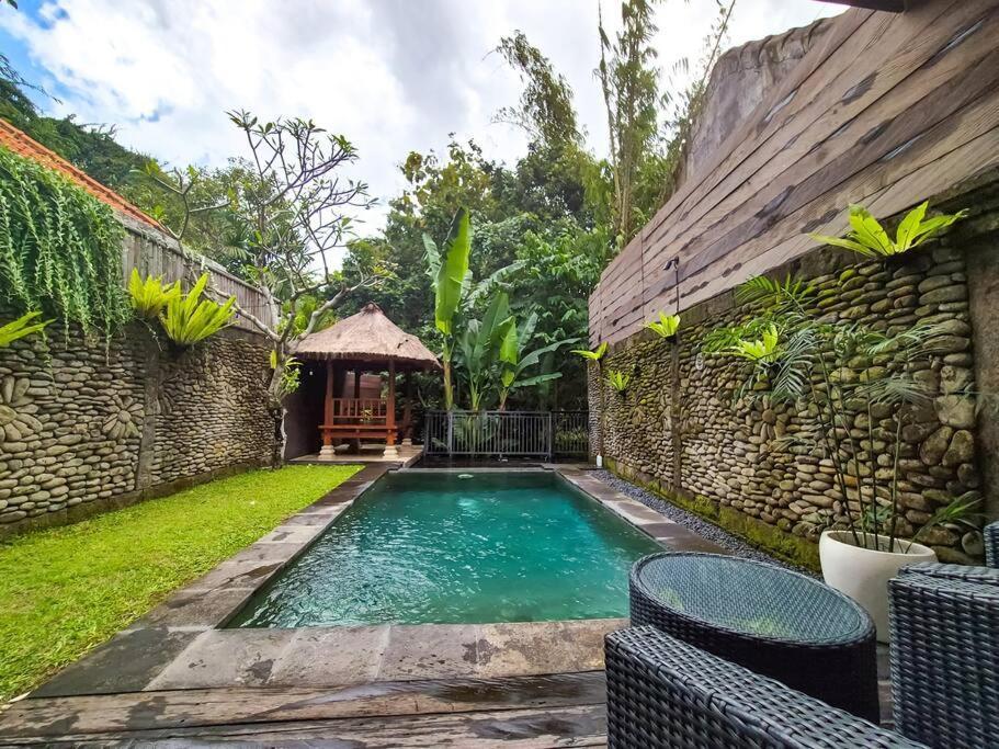 The Sempuana Villa Denpasar Kültér fotó