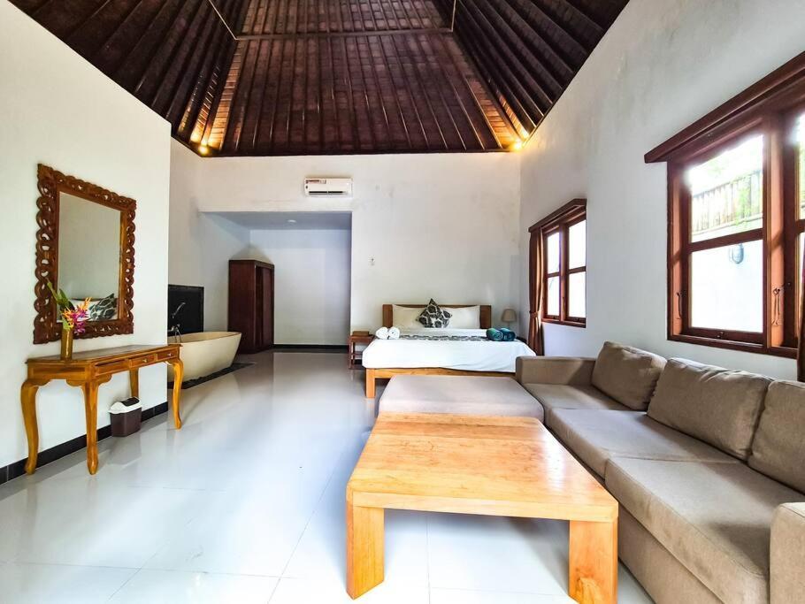 The Sempuana Villa Denpasar Kültér fotó