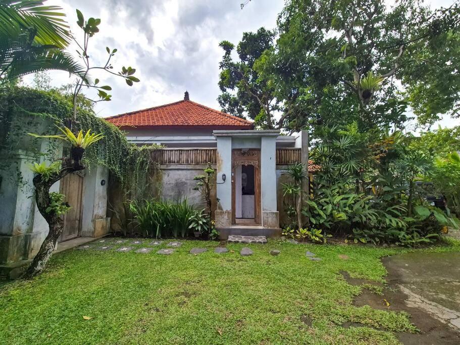 The Sempuana Villa Denpasar Kültér fotó